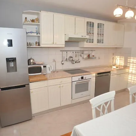 Apartament Apartman Rada *